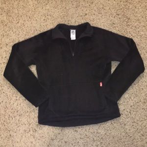 Black North Face Pullover